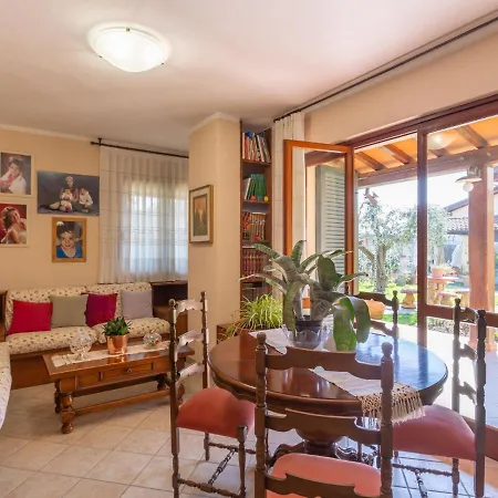 Holiday home Holiday Renza By Interhome Pietrasanta